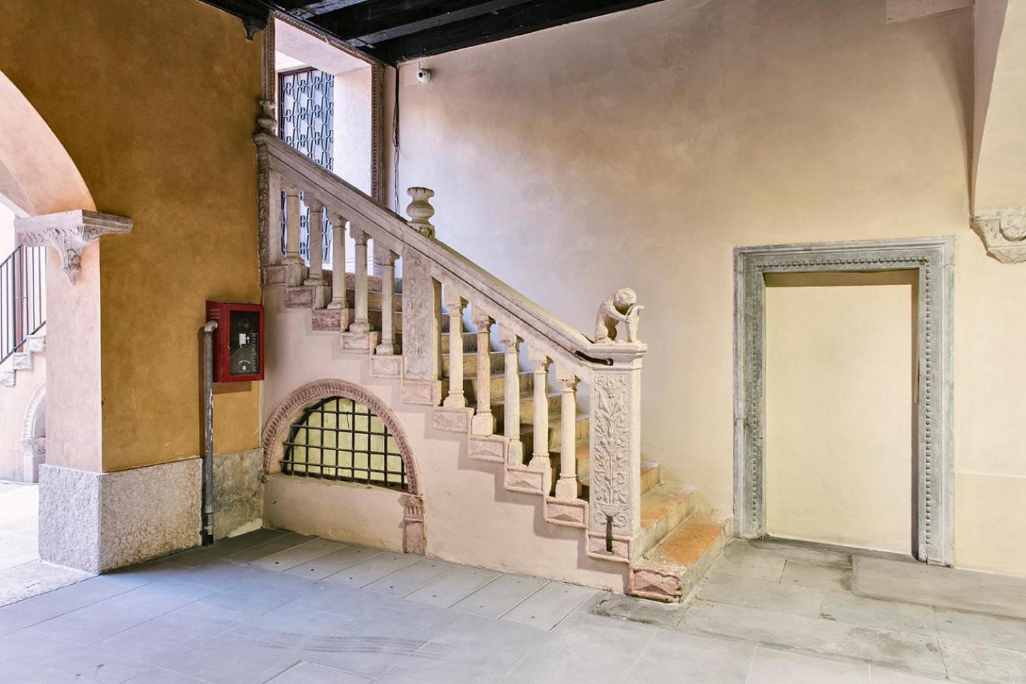 Palazzo Confalonieri Da Lisca Verona Exterior foto