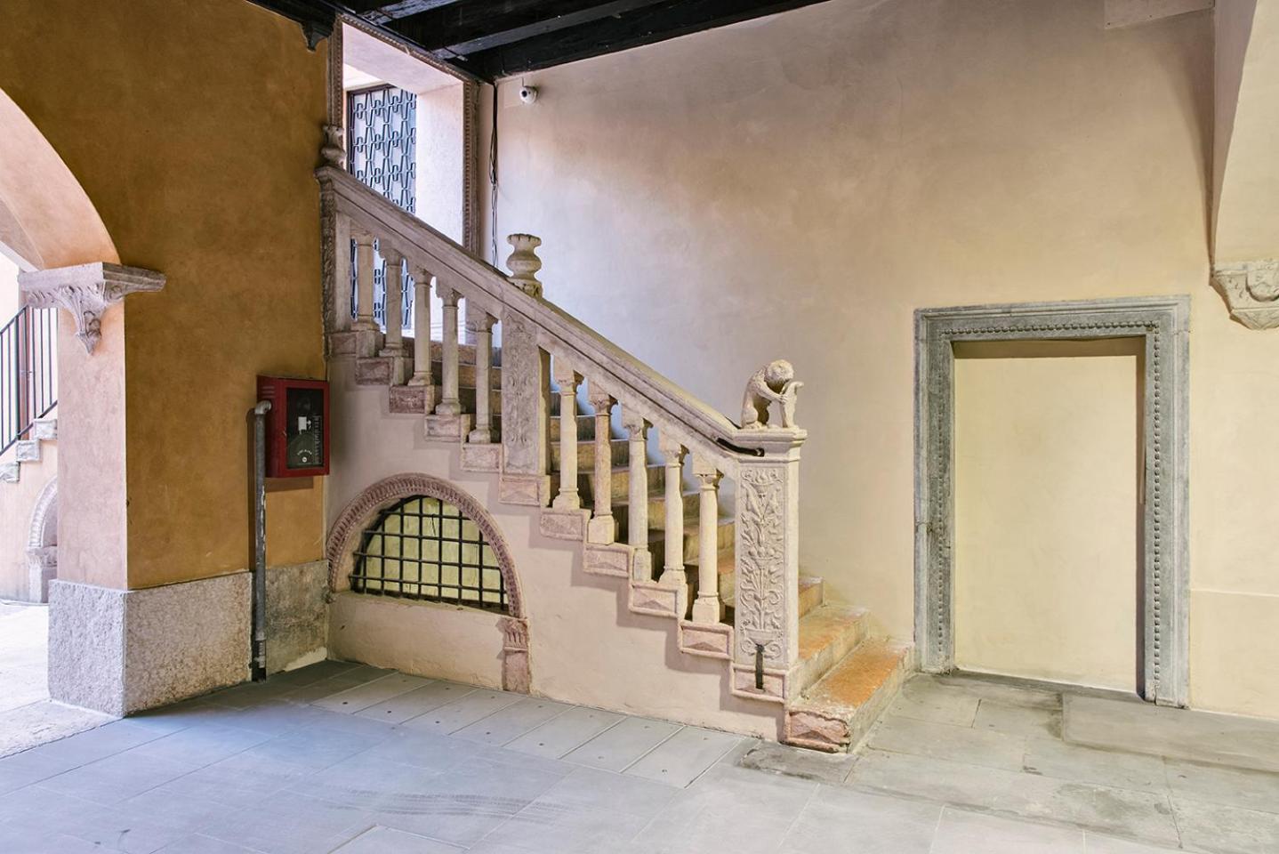 Palazzo Confalonieri Da Lisca Verona Exterior foto