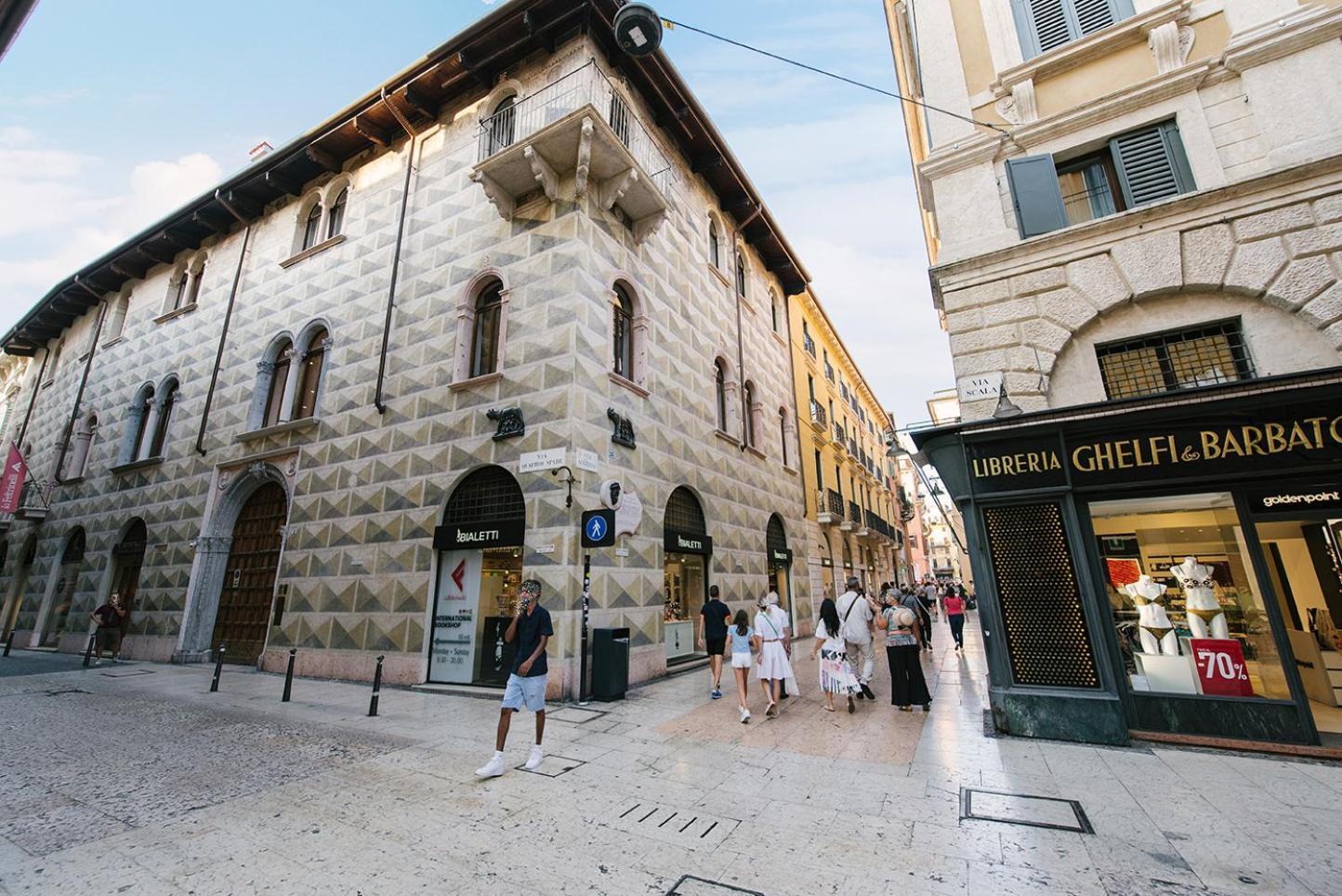 Palazzo Confalonieri Da Lisca Verona Exterior foto